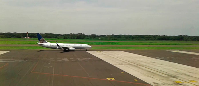 El Salvador Airport